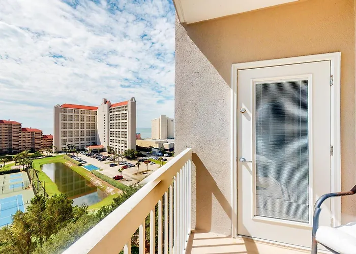 Hotel near College: Tops'L Summit VI